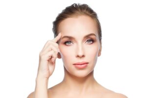 Endoskopický lifting čela, obočia a strednej časti tváre